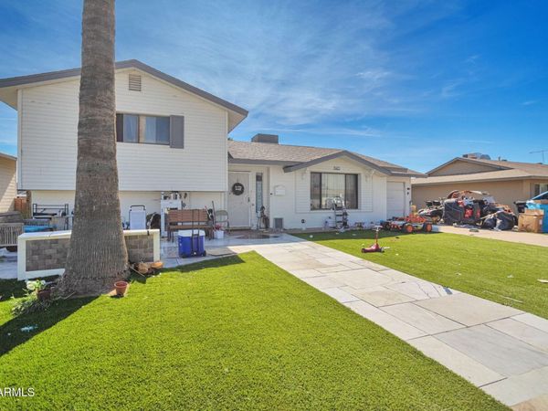 3925 W SAN JUAN Avenue, Phoenix, AZ 85019