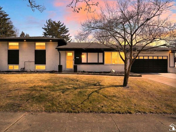 7060 Brookside Drive, Lambertville, MI 48144