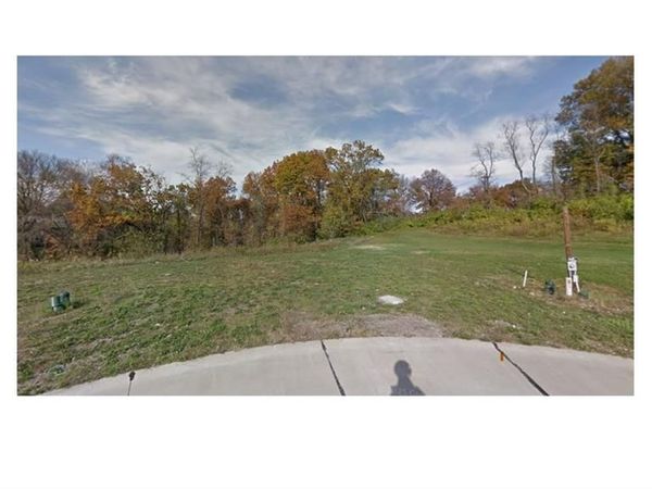 12039 Parker Estates Court , Florissant, MO 63033