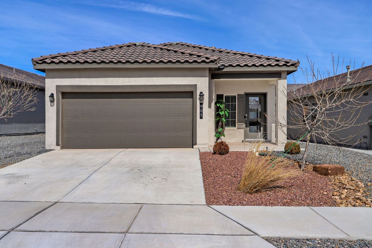 905 Tazanita Loop Se, Rio Rancho, NM 87124 Main Photo