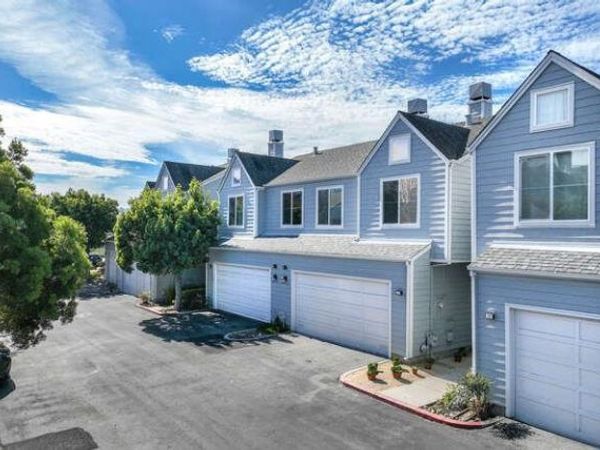 18 Binnacle Lane, Foster City, CA 94404