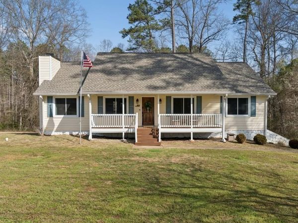 801 Sandra Lynn Lane, Woodstock, GA 30188