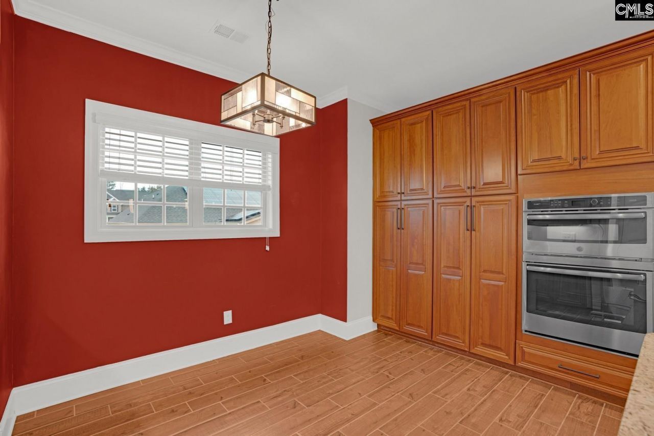 209 Regatta Forest Drive Photo 17