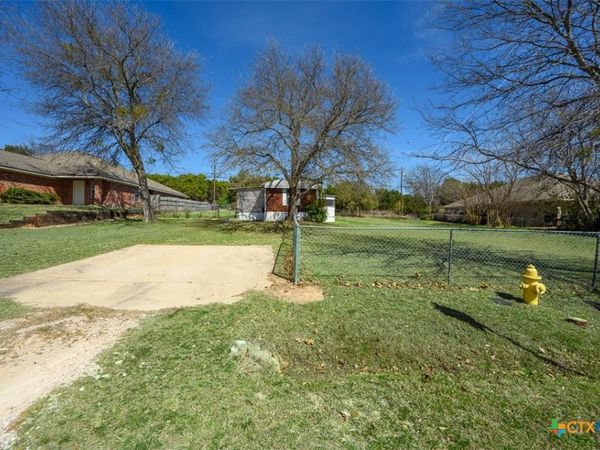935 Ramblewood Street , Harker Heights, TX 76548
