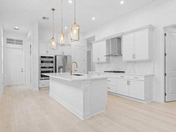 108 SE Via Tirso, Port St. Lucie, FL 34952