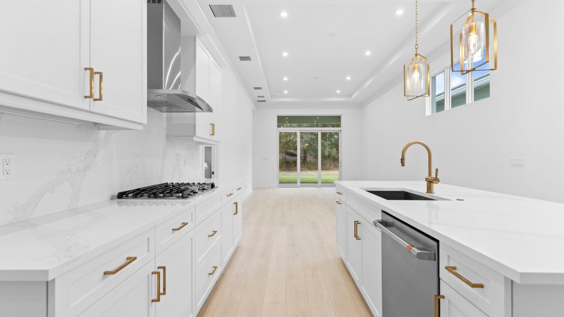 108 SE Via Tirso, Port Saint Lucie, FL 34952 Photo