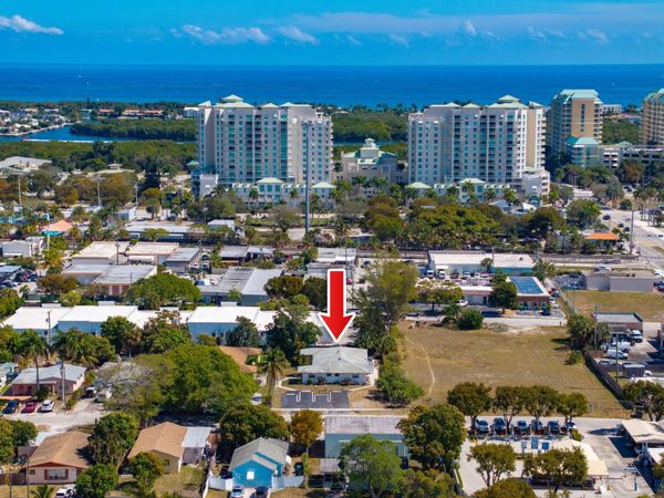 400 NE 2nd St, Boynton Beach, FL 33435