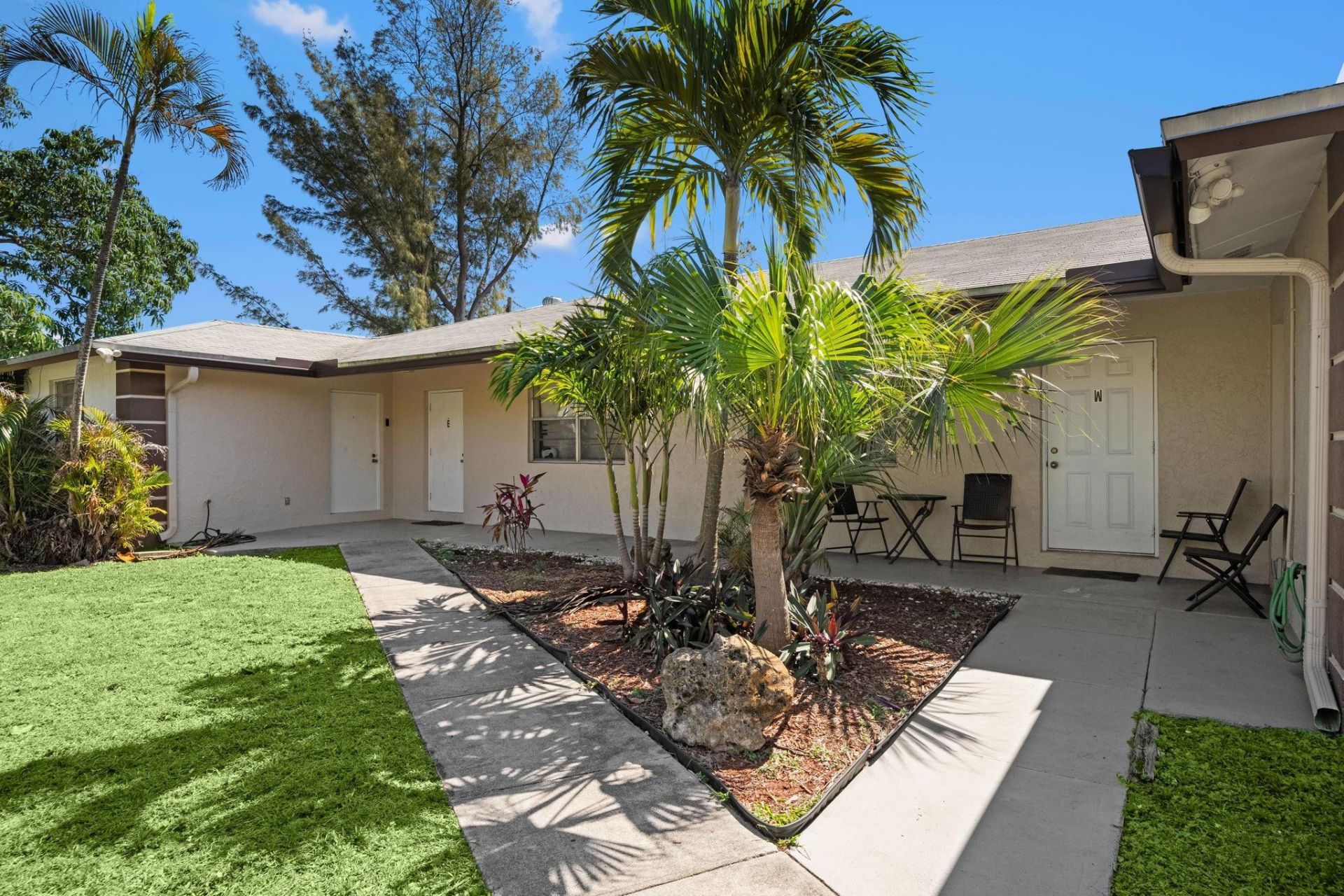 400 NE 2nd Street, Boynton Beach, FL 33435 Photo
