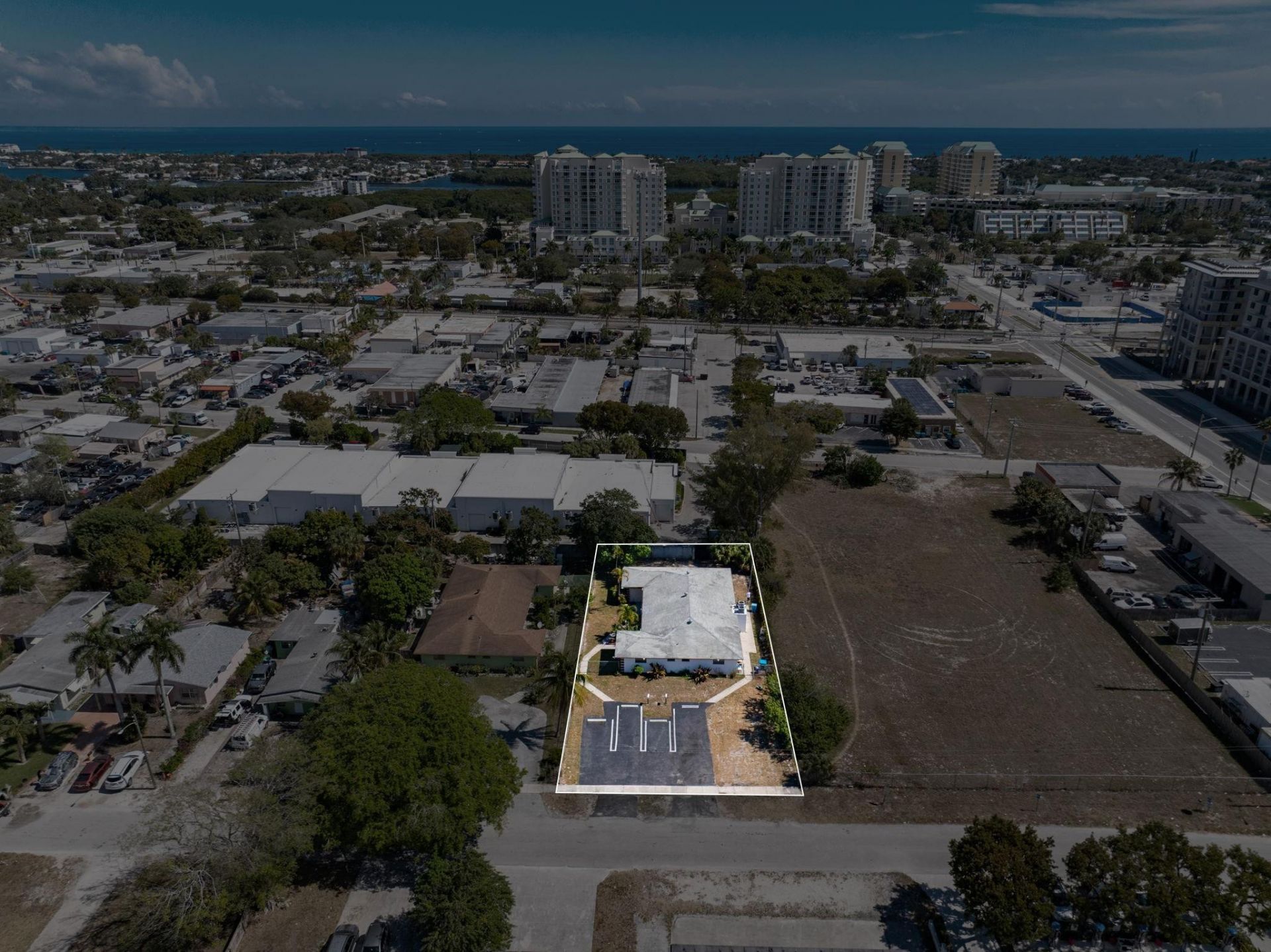 400 NE 2nd Street, Boynton Beach, FL 33435 Photo