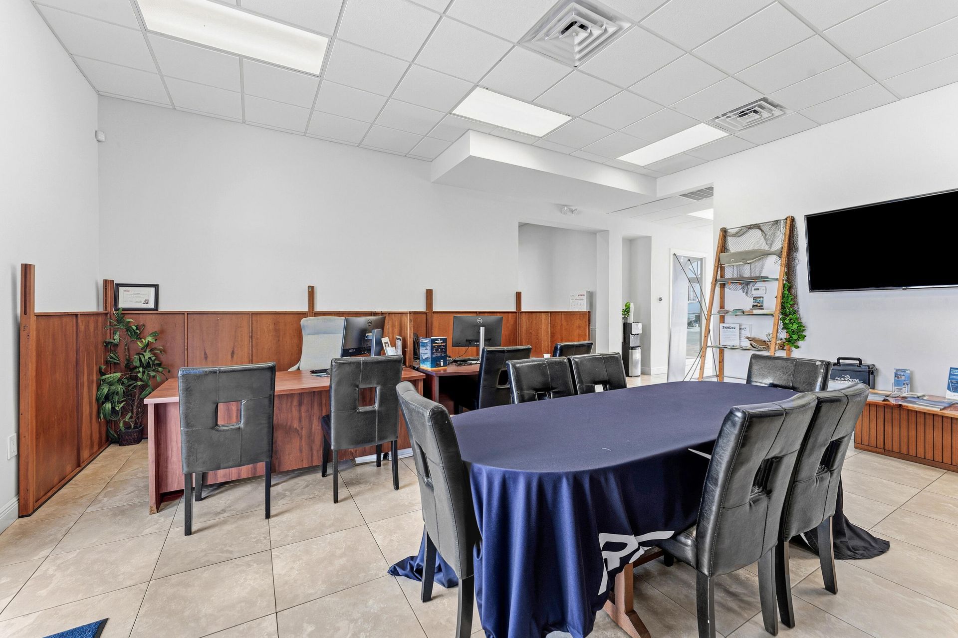 250 SW Monterey Road, Stuart, FL 34994 Photo