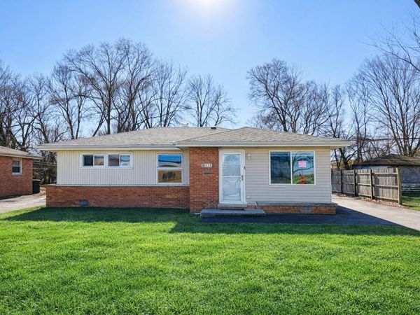 2837 Oxford Drive , Markham, IL 60428