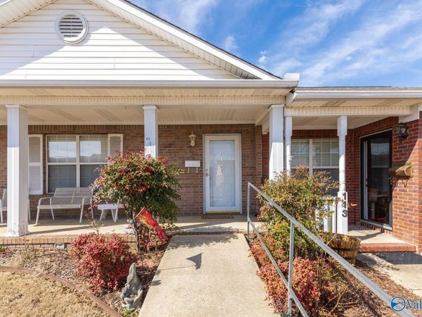 111 Sycamore Place, Athens, AL 35611