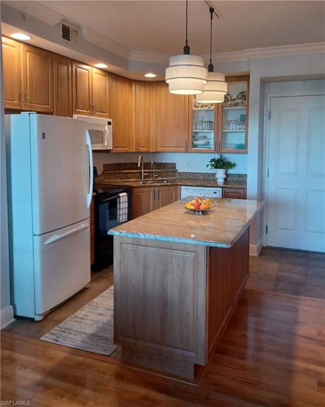 2825 Palm Beach Blvd, Unit 416, Fort Myers, FL 33916 Photo