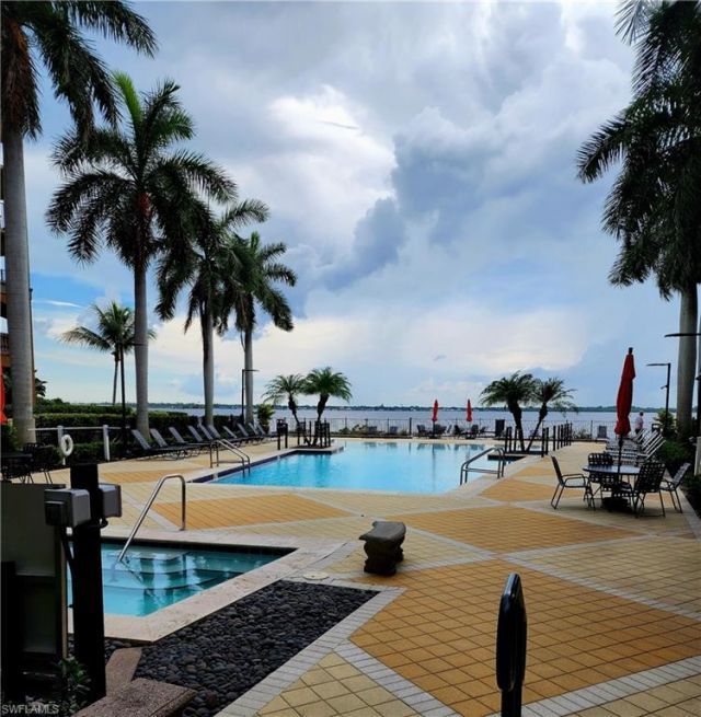 2825 Palm Beach Blvd, Unit 416, Fort Myers, FL 33916 Photo