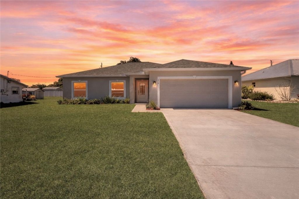418 Easy Street, Sebastian, FL 32958 Photo