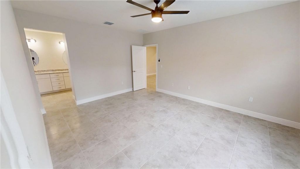 418 Easy Street, Sebastian, FL 32958 Photo