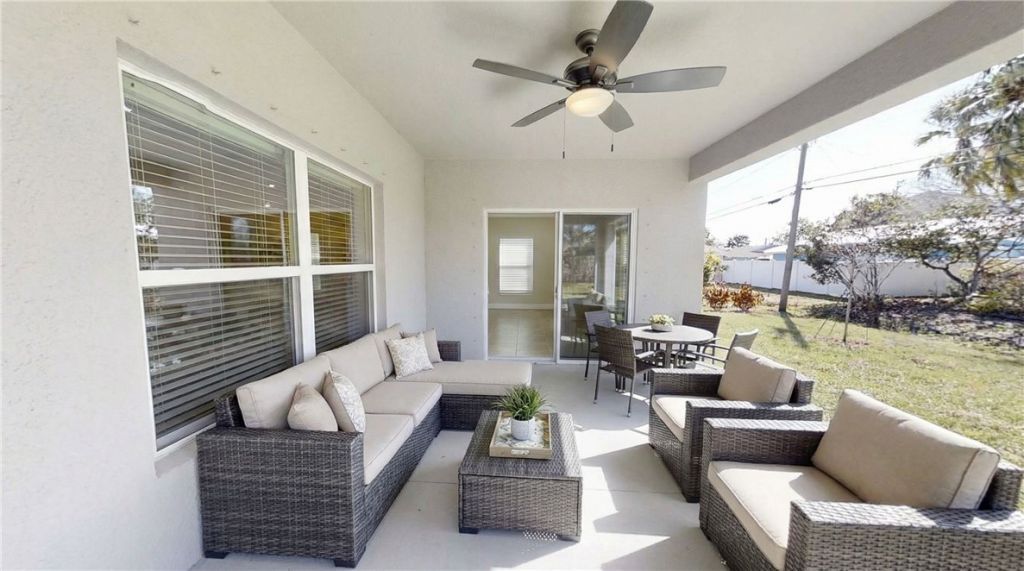 418 Easy Street, Sebastian, FL 32958 Photo