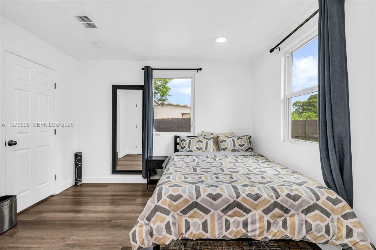 272 NW 31st Ave , Fort Lauderdale, FL 33311 Photo