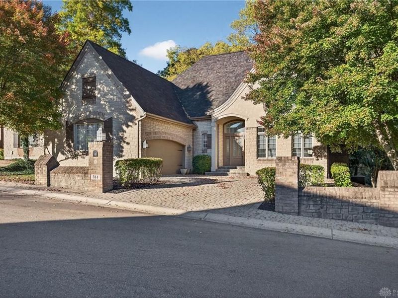 314 Rue Marseille, Dayton, OH 45429 Photo 1