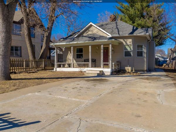 1621 W 15TH ST, Sioux City, IA 51103