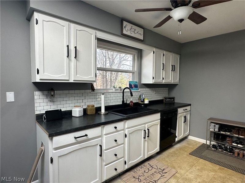 9188 S Yuma Trail, Negley, OH 44441 Photo 3