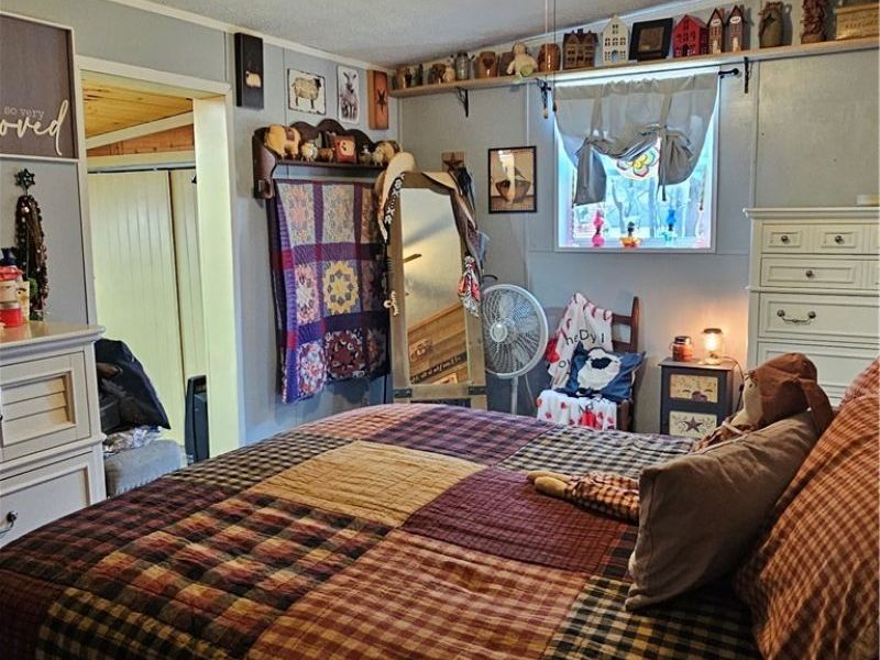 2524 Sycamore Lane, Stockport, OH 43787 Photo 15