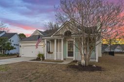 1553 Sweet Myrtle Circle photo 4