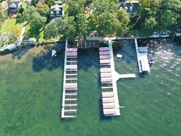 N1577 Shore Haven DRIVE, Fontana, WI 53125