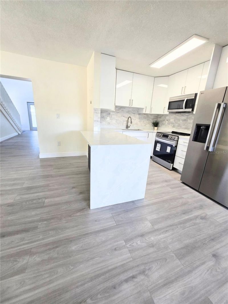 6221 NW 37 Th Terrace , Virginia Gardens, FL 33166 Photo