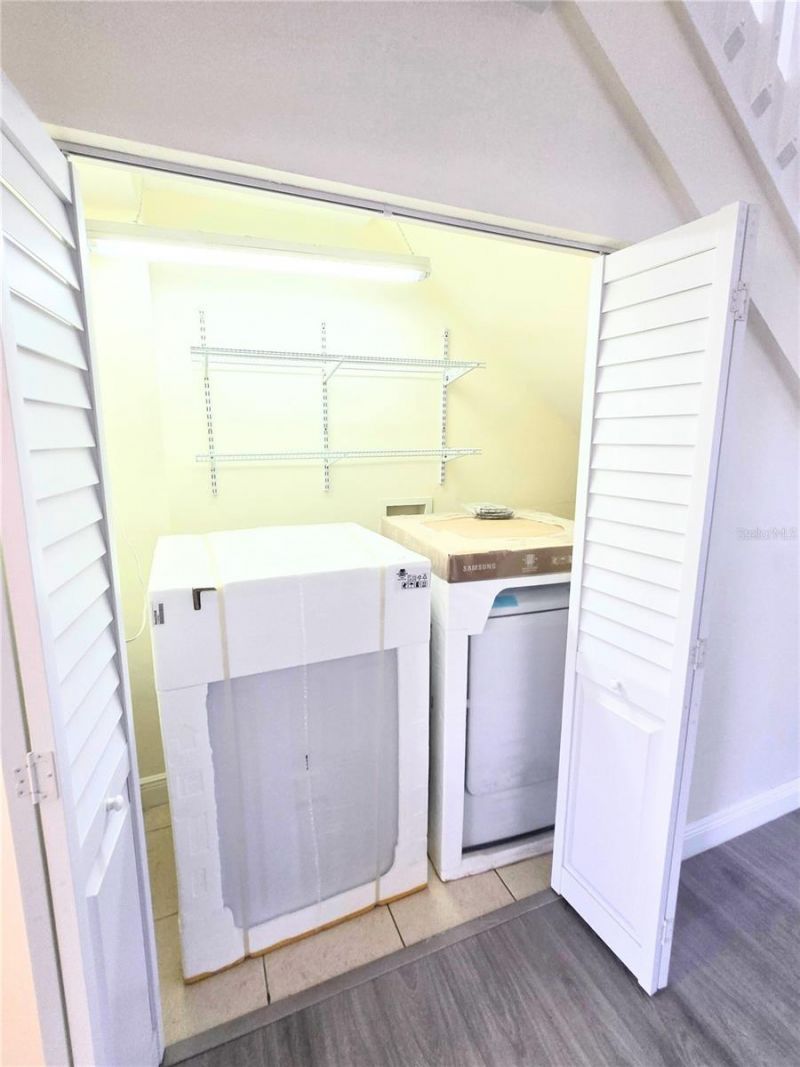 6221 NW 37 Th Terrace , Virginia Gardens, FL 33166 Photo