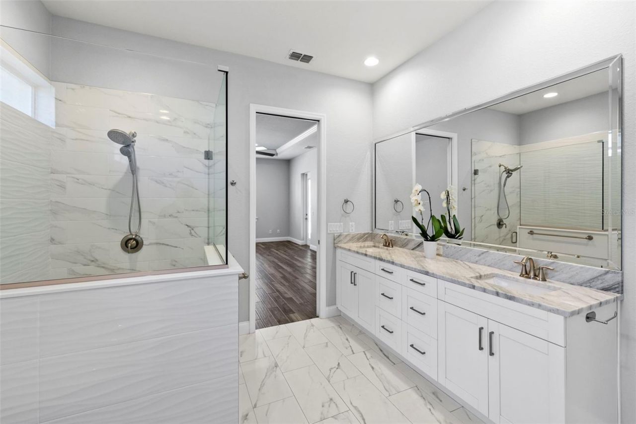 6786 Bentridge Drive, Lakeland, FL 33813 Photo