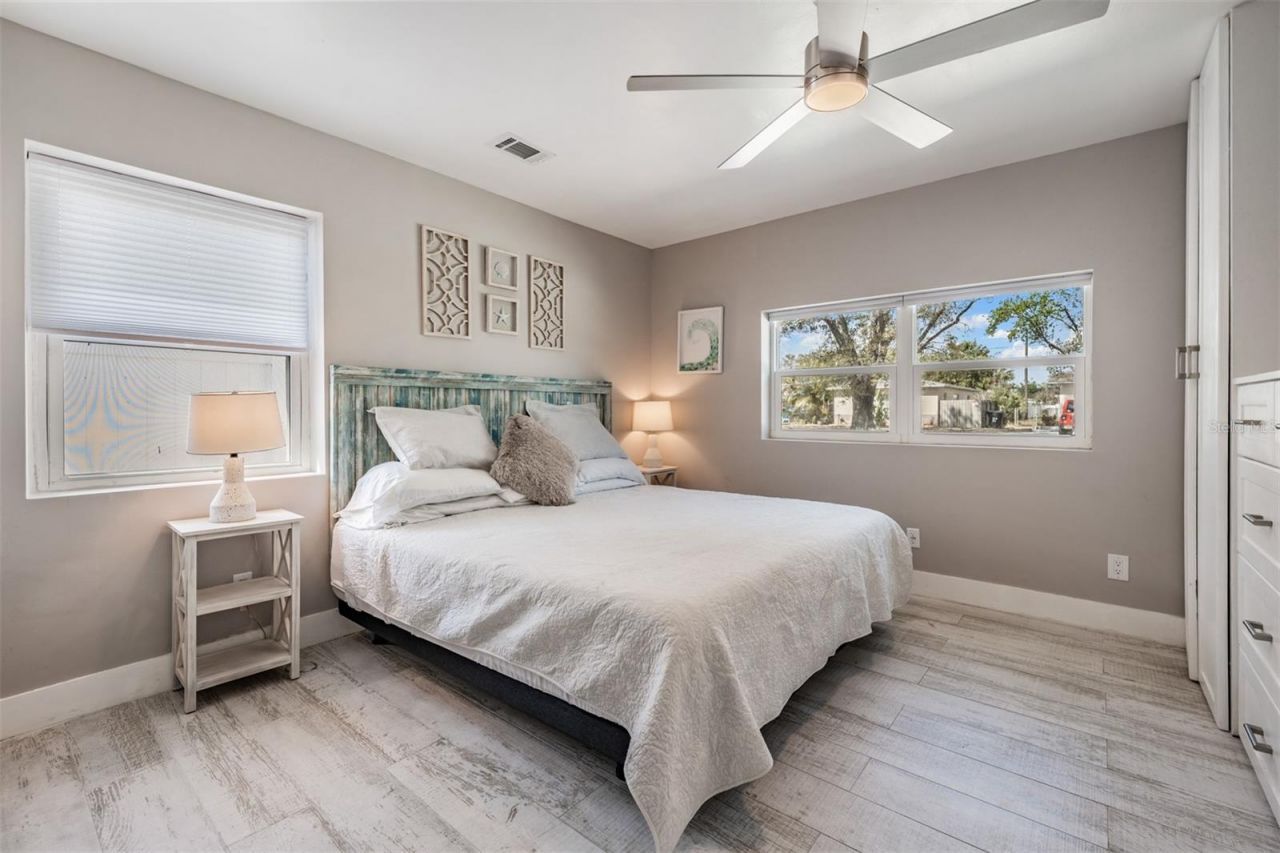 3766 24th Avenue N, Saint Petersburg, FL 33713 Photo