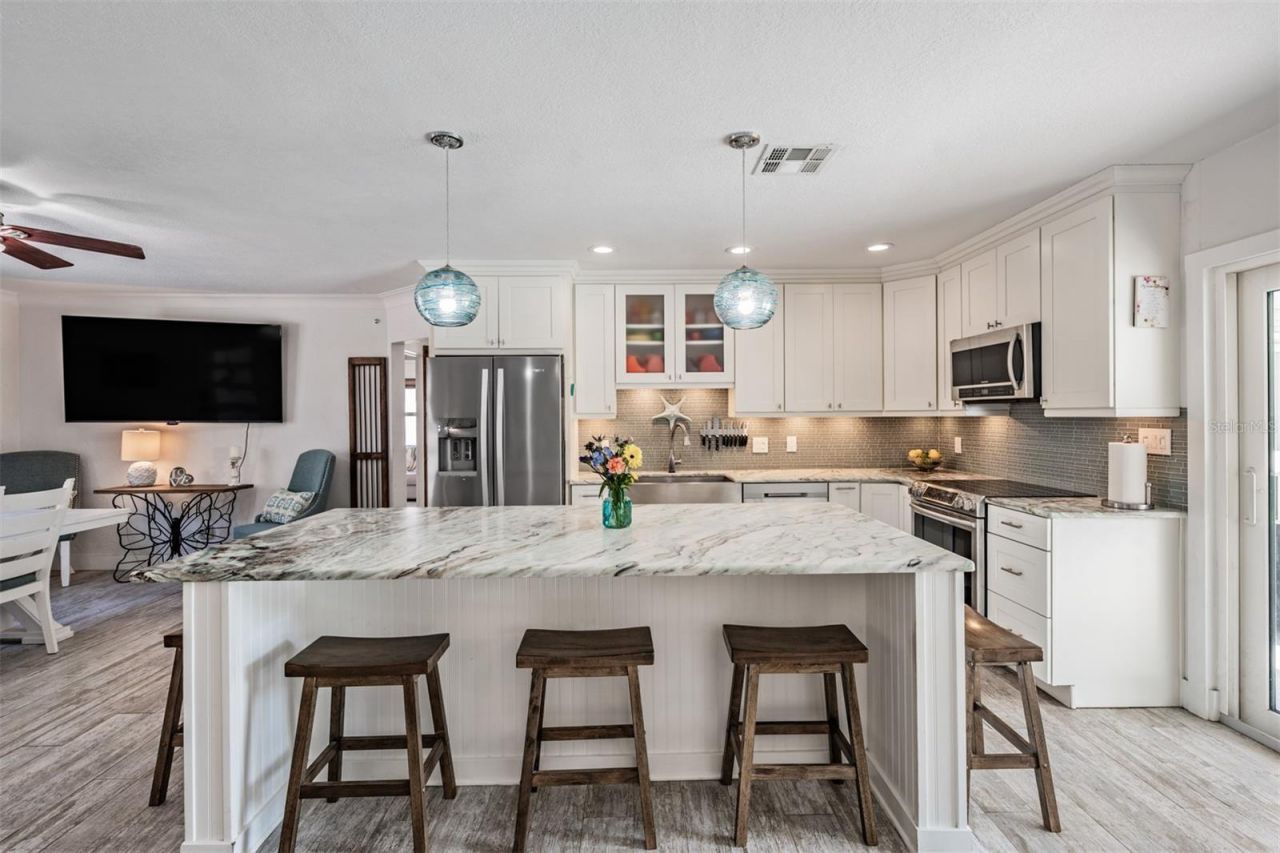 3766 24th Avenue N, Saint Petersburg, FL 33713 Photo