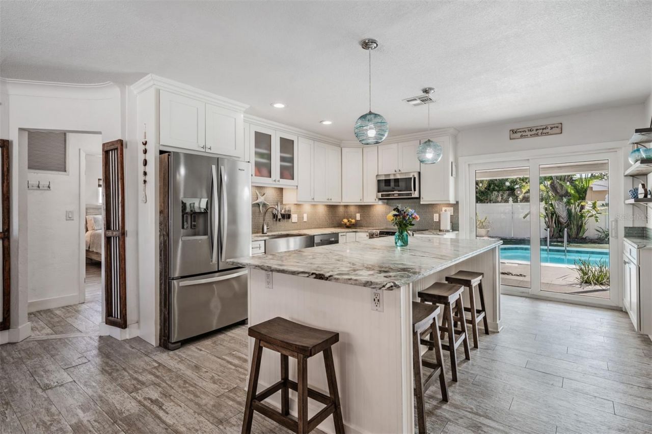 3766 24th Avenue N, Saint Petersburg, FL 33713 Photo