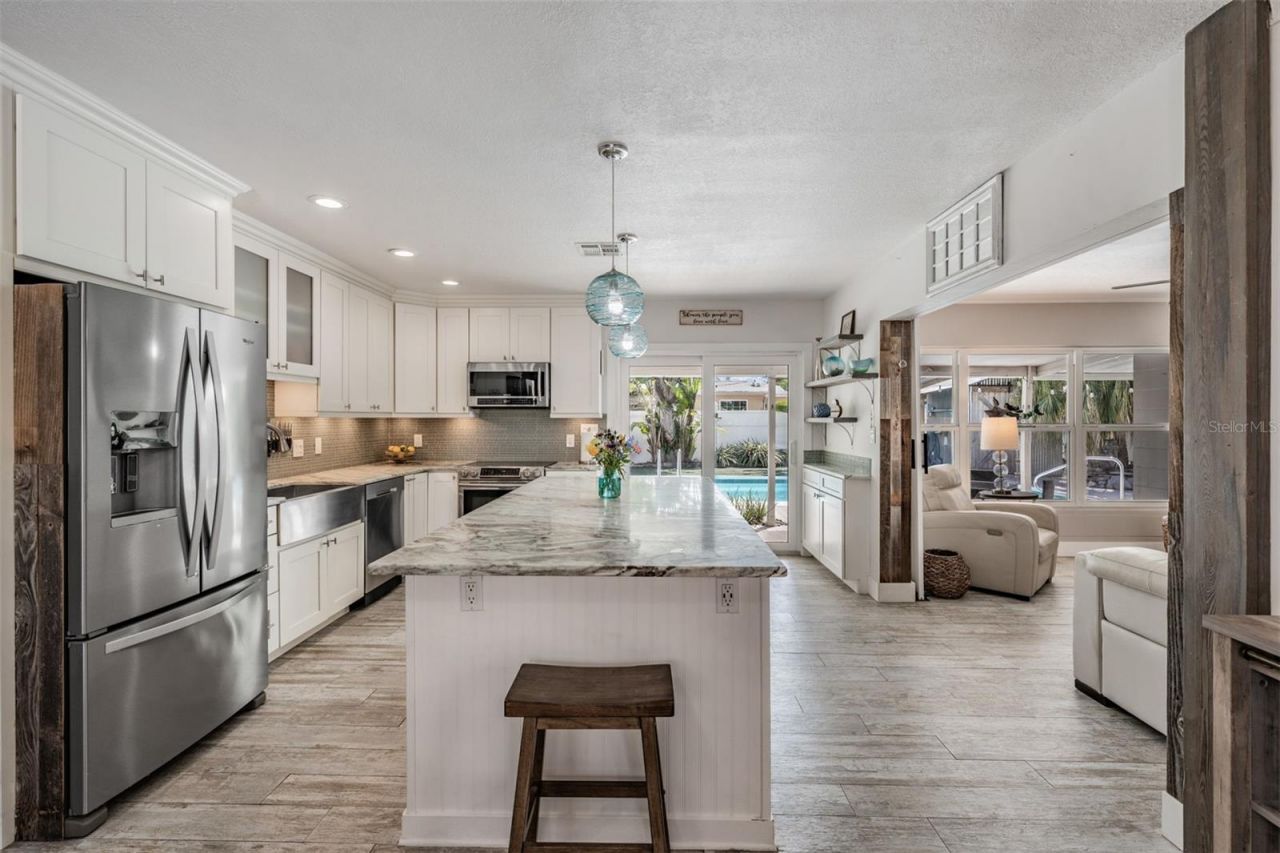 3766 24th Avenue N, Saint Petersburg, FL 33713 Photo