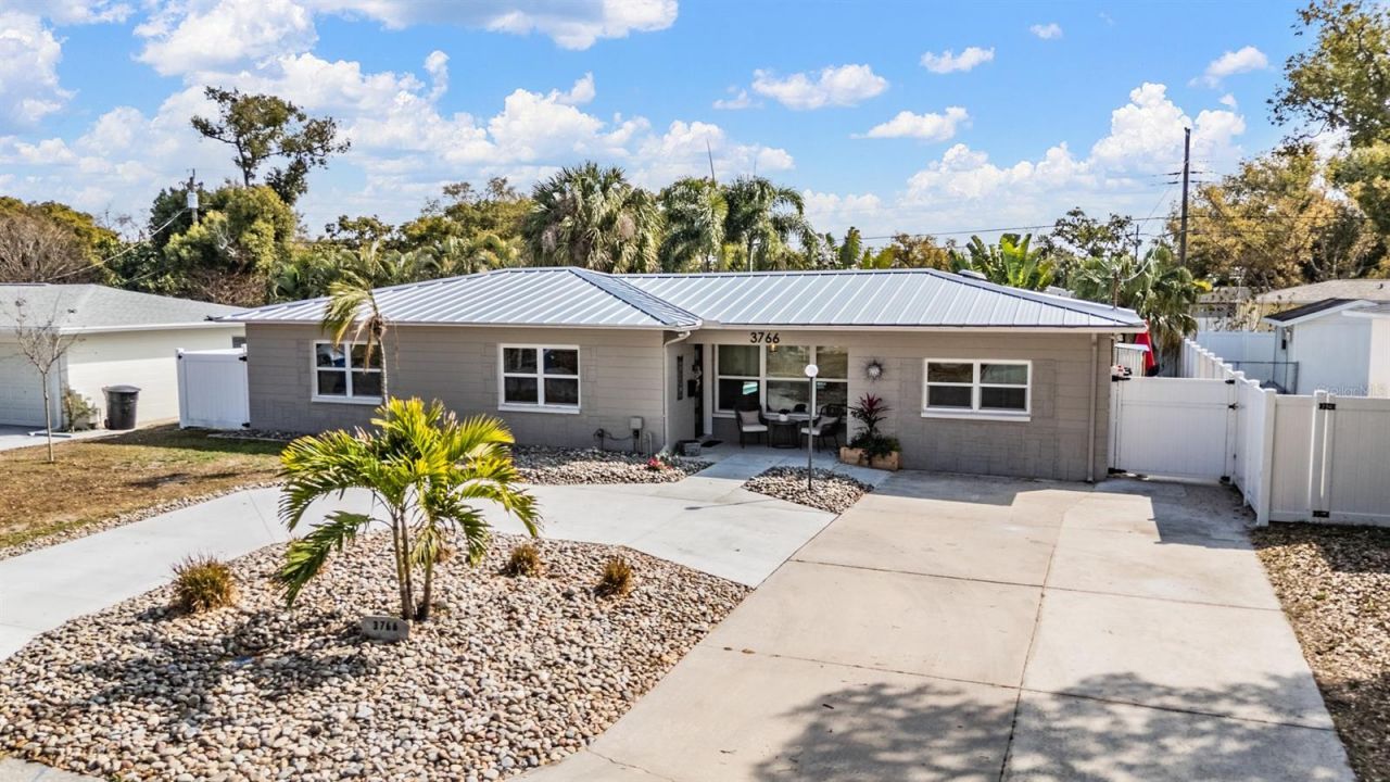 3766 24th Avenue N, Saint Petersburg, FL 33713 Photo