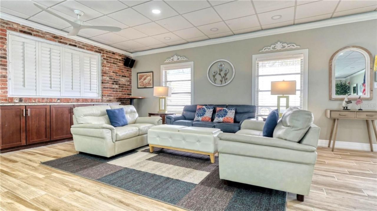 1300 N Portofino Drive, Unit S206, Sarasota, FL 34242 Photo