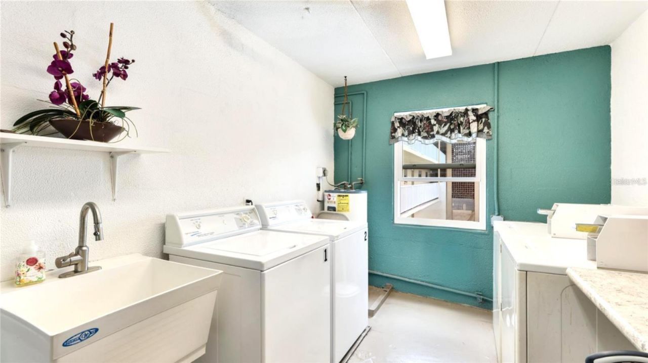 1300 N Portofino Drive, Unit S206, Sarasota, FL 34242 Photo