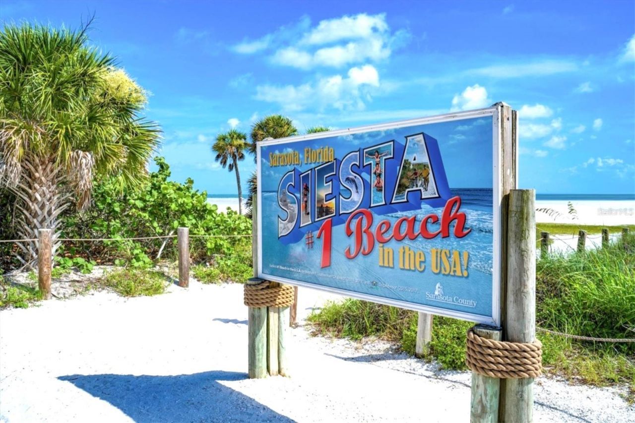 1300 N Portofino Drive, Unit S206, Sarasota, FL 34242 Photo