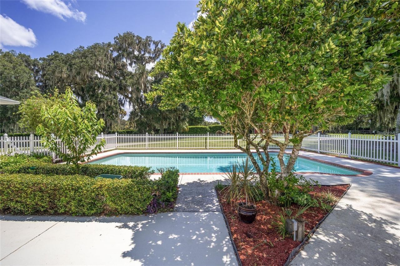 7137 & 7141 S Magnolia Avenue, Ocala, FL 34476 Photo