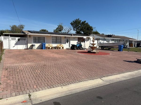 6005 W CLIFTON STREET , TAMPA, FL 33634