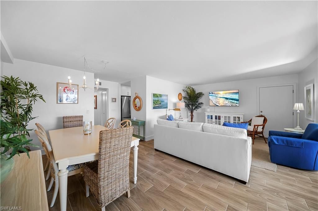 2850 Gulf Shore Blvd N, Unit 108, Naples, FL 34103 Photo