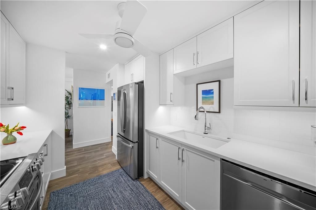 2850 Gulf Shore Blvd N, Unit 108, Naples, FL 34103 Photo