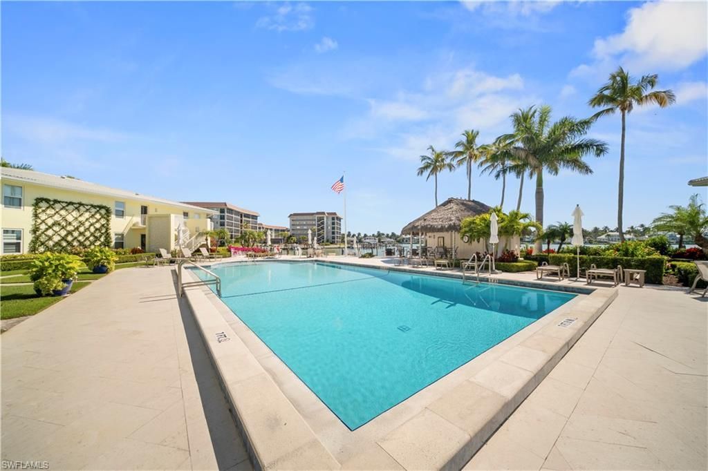 2850 Gulf Shore Blvd N, Unit 108, Naples, FL 34103 Photo