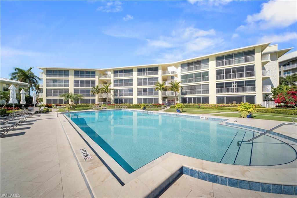 2850 Gulf Shore Blvd N, Unit 108, Naples, FL 34103 Photo