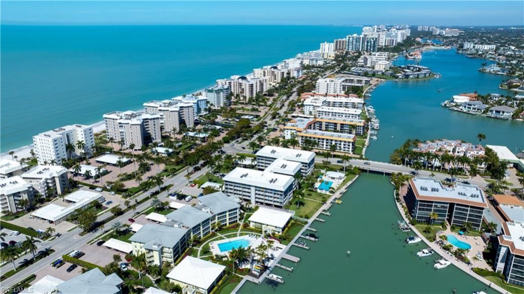 2850 Gulf Shore Blvd N, Unit 108, Naples, FL 34103 Photo