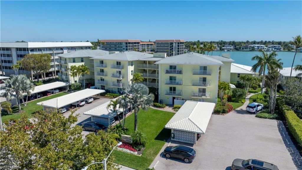 2850 Gulf Shore Blvd N, Unit 108, Naples, FL 34103 Photo