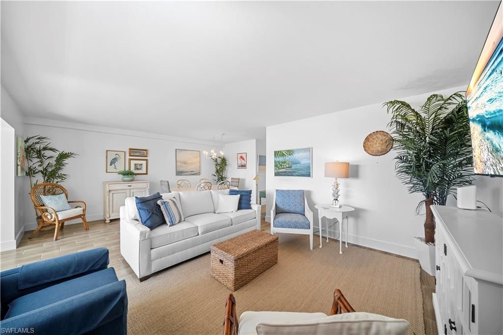 2850 Gulf Shore Blvd N, Unit 108, Naples, FL 34103 Photo