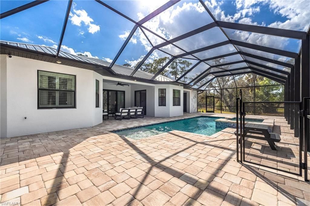 18851 Palm Beach Blvd, Alva, FL 33920 Photo