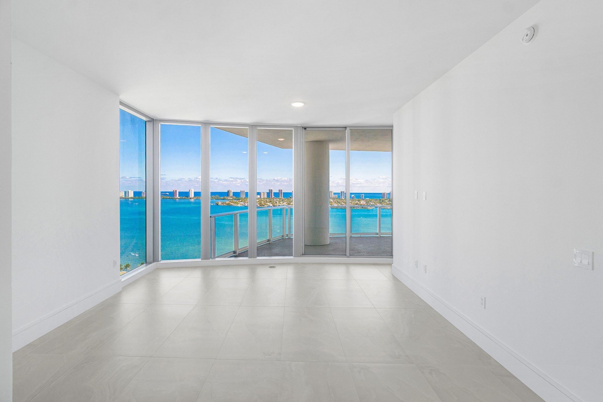 220 Lake Shore Drive, Unit 2012, Lake Park, FL 33403 Photo